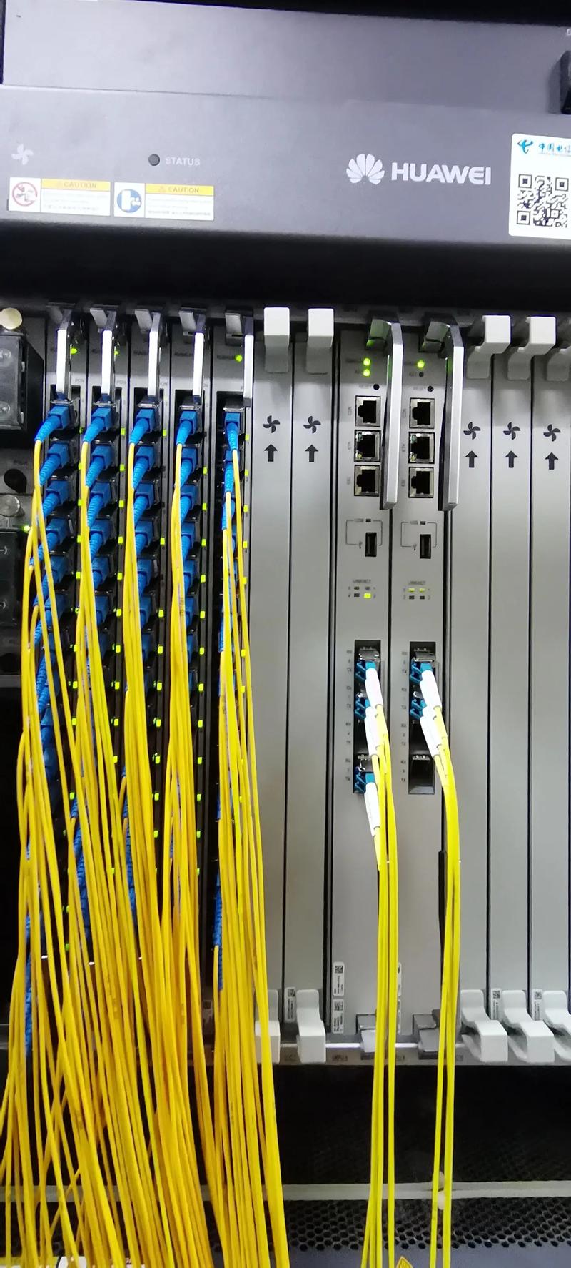 智能化弱電工程助力解放路高效運轉——施工現場實拍與專業服務解析